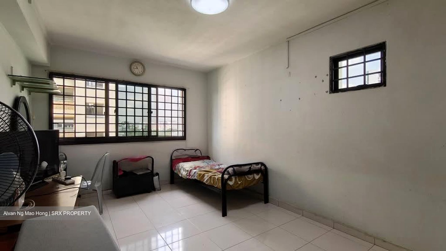 Blk 927 Yishun Central 1 (Yishun), HDB 5 Rooms #555588441